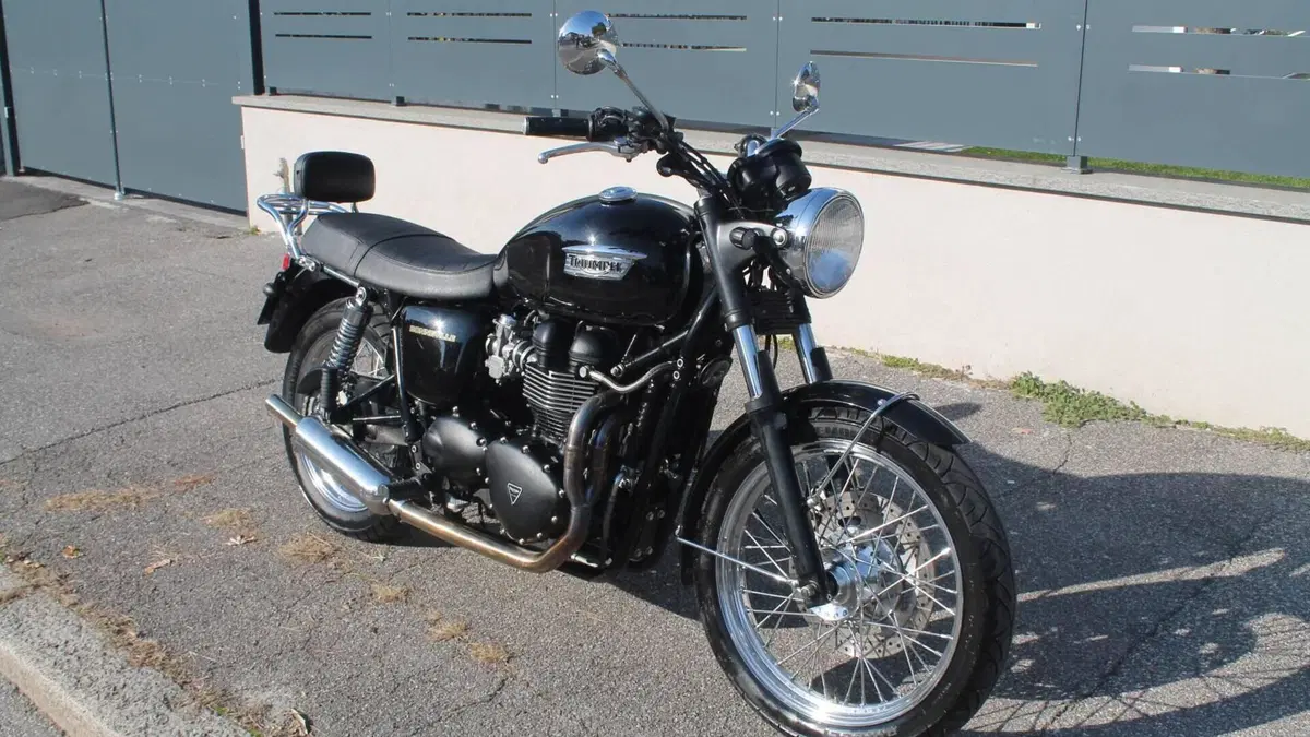Triumph Bonneville (2007 - 16)  (16)