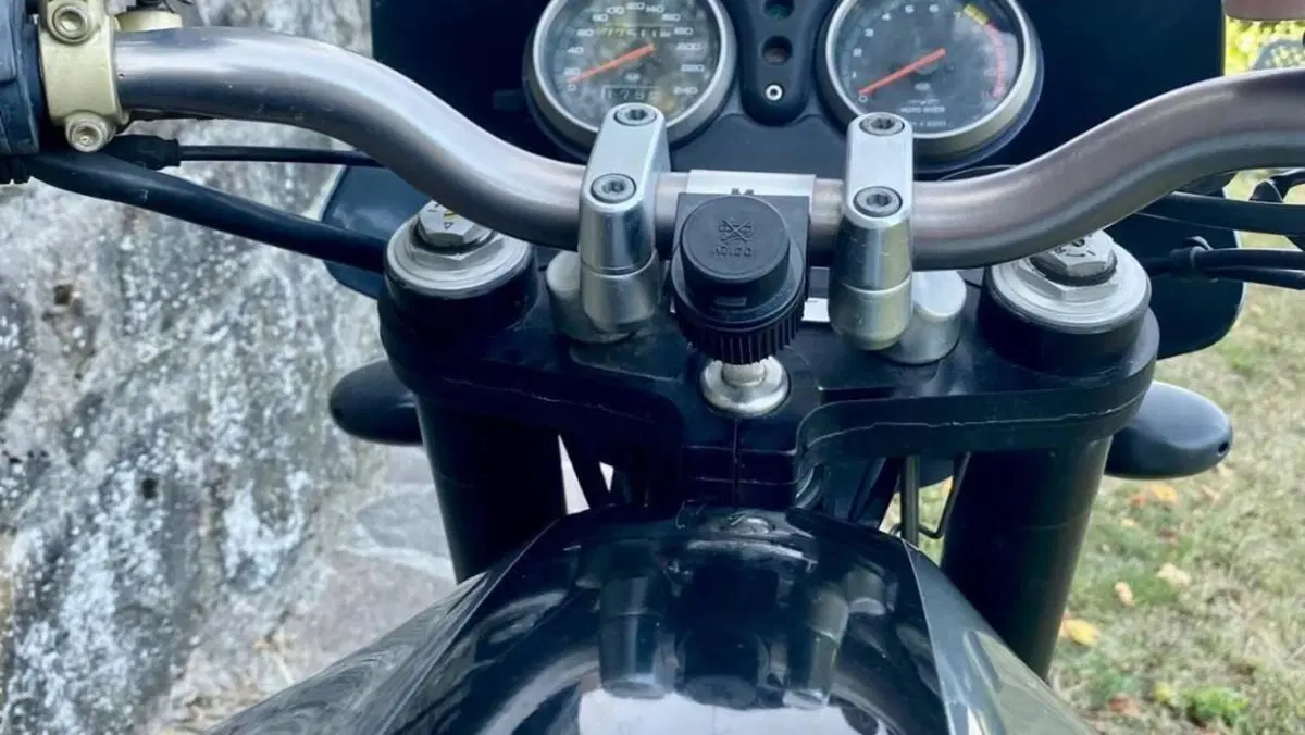 Moto Guzzi V11 Sport Ballabio (2003 - 06)  (11)