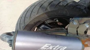 Malaguti F12 Phantom 50 LC  (2)