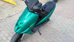 Malaguti F12 Phantom 50 LC  (6)