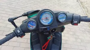 Malaguti F12 Phantom 50 LC  (7)