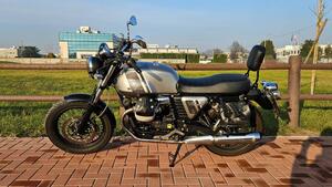 Moto Guzzi V7 II Special (2015 - 17) 