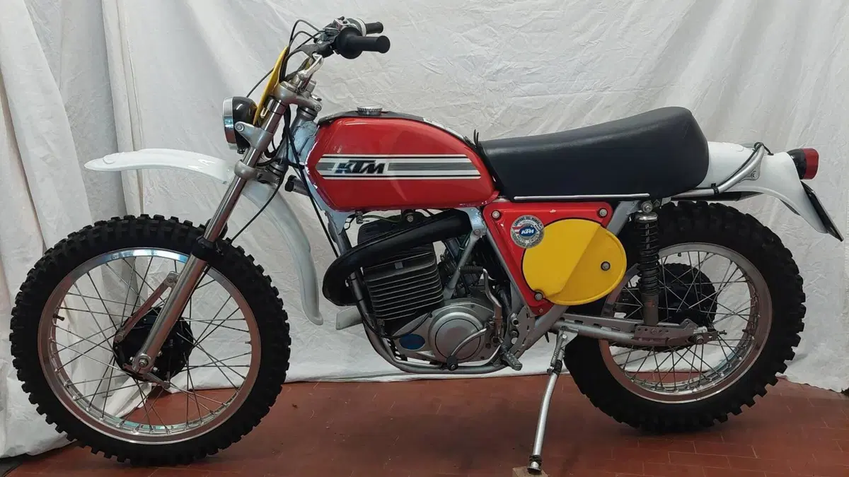 KTM   (2)