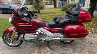 Honda GL 1800 Gold Wing (2000 - 05)