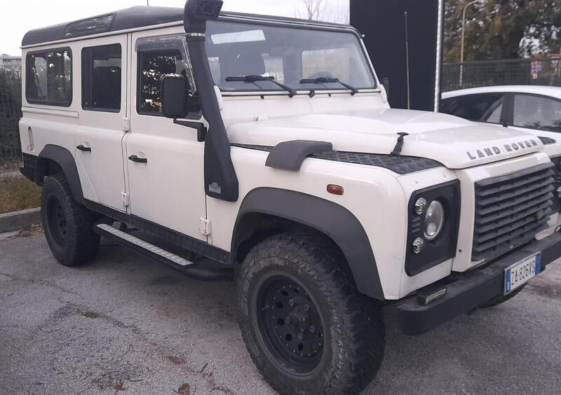 Land Rover Defender 110 2.4 TD4 CrewCab SE