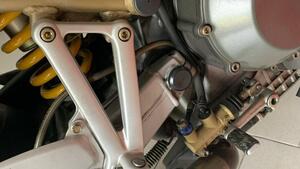 Ducati ST2 (1997 - 02) 