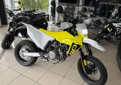 Husqvarna 701 Supermoto (2026) - Annuncio 9878234