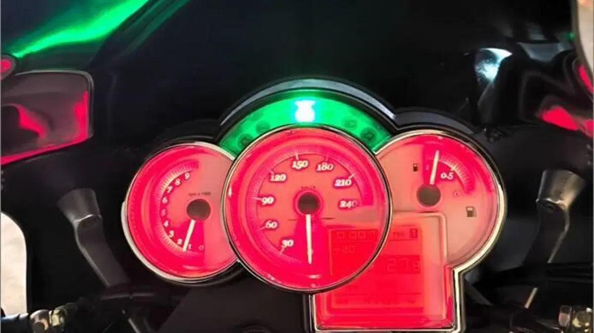 Moto Guzzi Sport 1200 (2006 - 08)  (13)