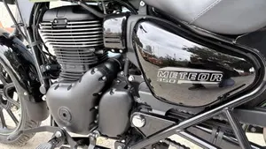 Royal Enfield Meteor 350 (2021 - 26)  (2)