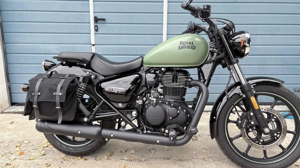 Royal Enfield Meteor 350 (2021 - 26)  (4)