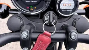 Royal Enfield Meteor 350 (2021 - 26)  (9)