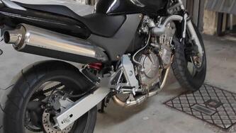 Honda Hornet 600 (2000 - 02) usata