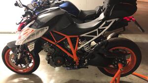 KTM 1290 Super Duke R (2019) 