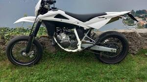 Husqvarna SMS 125 4 (2010 - 12) 