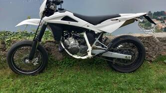 Husqvarna SMS 125 4 (2010 - 12) usata