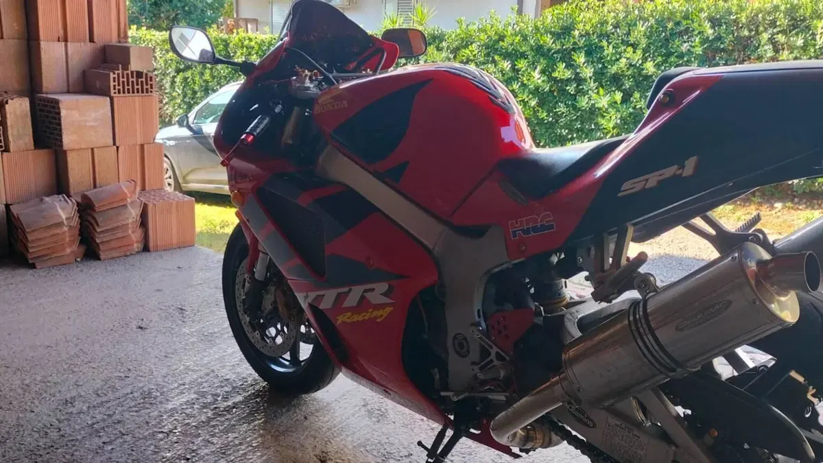 Honda VTR 1000 SP-1 (2000 - 01) 