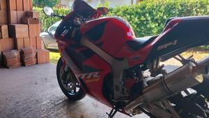 Honda VTR 1000 SP-1 (2000 - 01) 