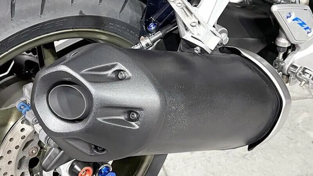 Yamaha FZ1 Fazer (2006 - 16)  (3)