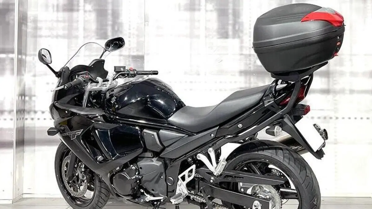 Suzuki GSX 650 F (2007 - 15)  (2)