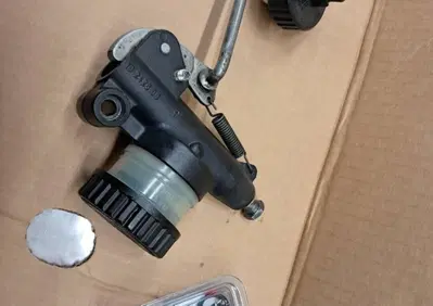 pompa freno posteriore 850 Le Mans Brembo - Annuncio 9880162