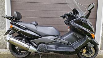 Yamaha T-Max 500 Black Max (2006 - 07) usata