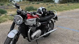 Triumph Bonneville T120 Bud Ekins SE (2020) usata