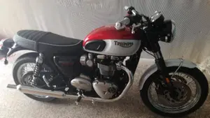 Triumph Bonneville T120 Bud Ekins SE (2020)  (8)