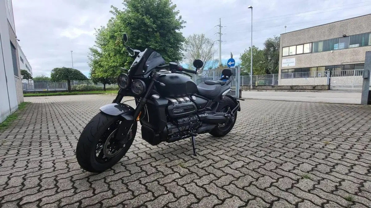 Triumph Rocket 3 R (2021 - 24)  (4)