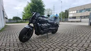 Triumph Rocket 3 R (2021 - 24)  (4)