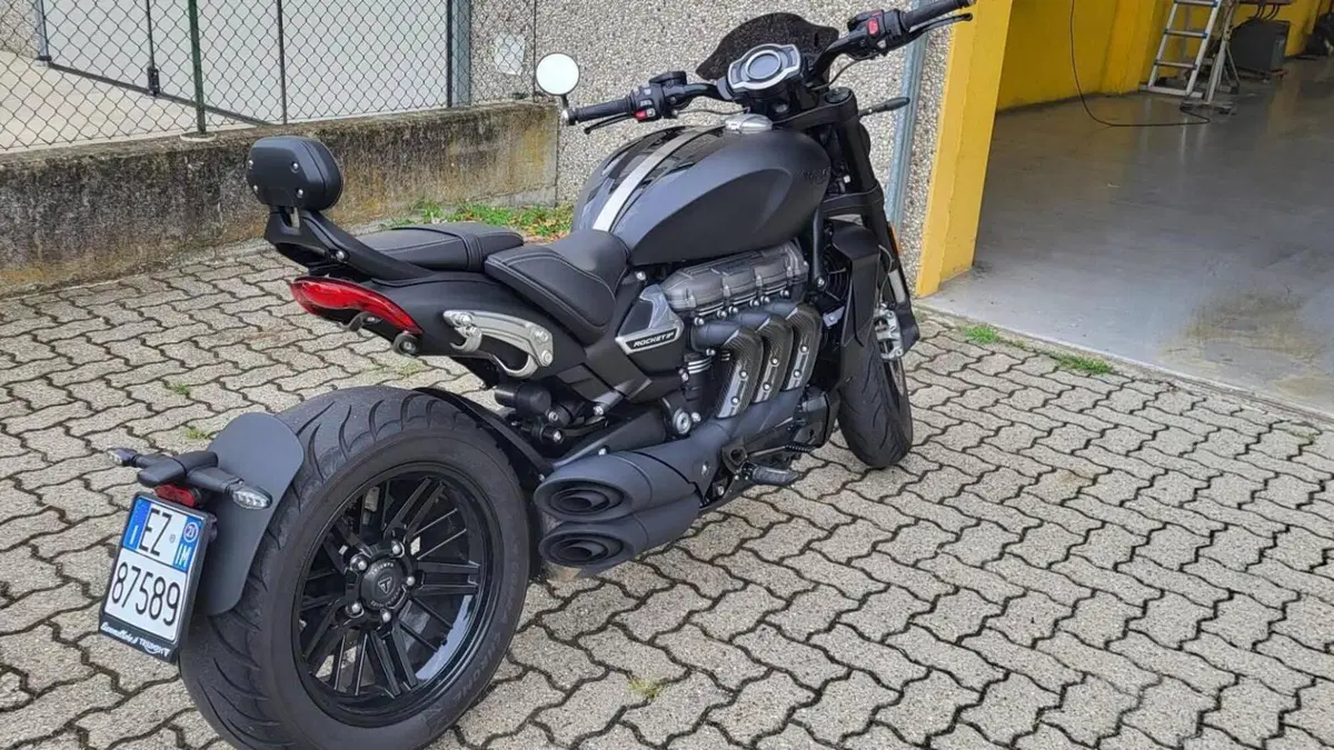 Triumph Rocket 3 R (2021 - 24)  (5)