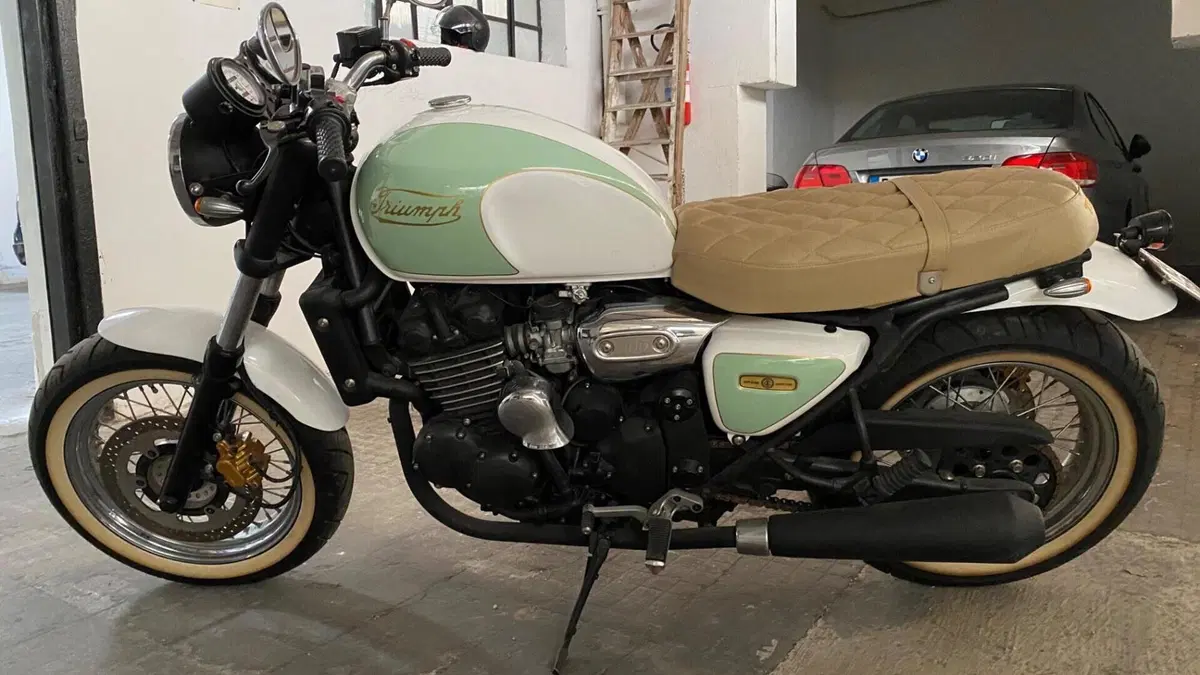 Triumph Legend TT 900 Dep. (1999 - 02) 