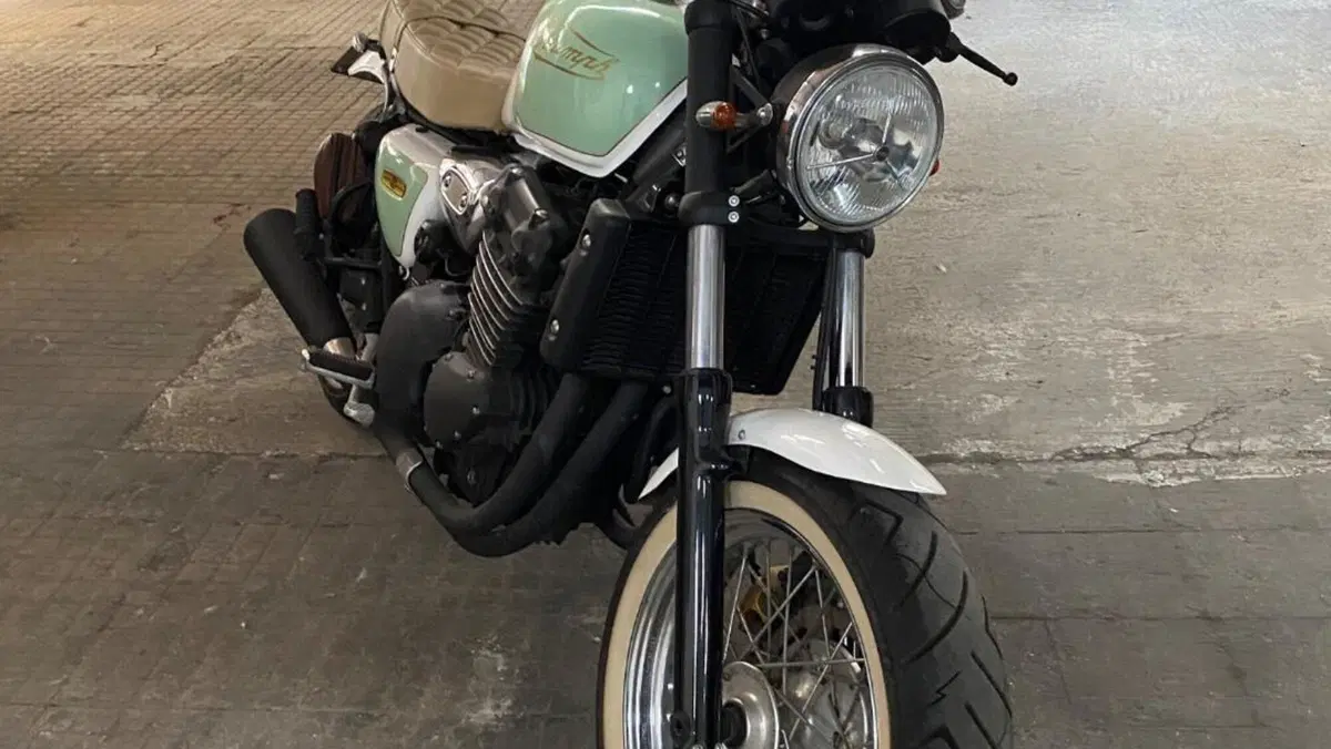 Triumph Legend TT 900 Dep. (1999 - 02)  (3)
