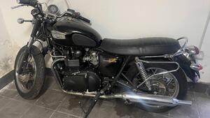 Triumph Bonneville 800 (2002 - 07) 