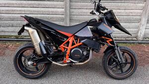KTM 690 Supermoto 