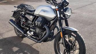 Moto Guzzi V7 Stone (2021 - 24)