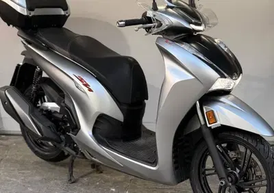Honda SH 350 Sport (2021 - 24) - Annuncio 9881097