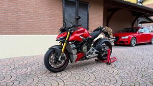 Ducati Streetfighter V4 1100 S (2020) 
