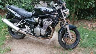 Suzuki GSF 600 Bandit S (2000 - 05) usata