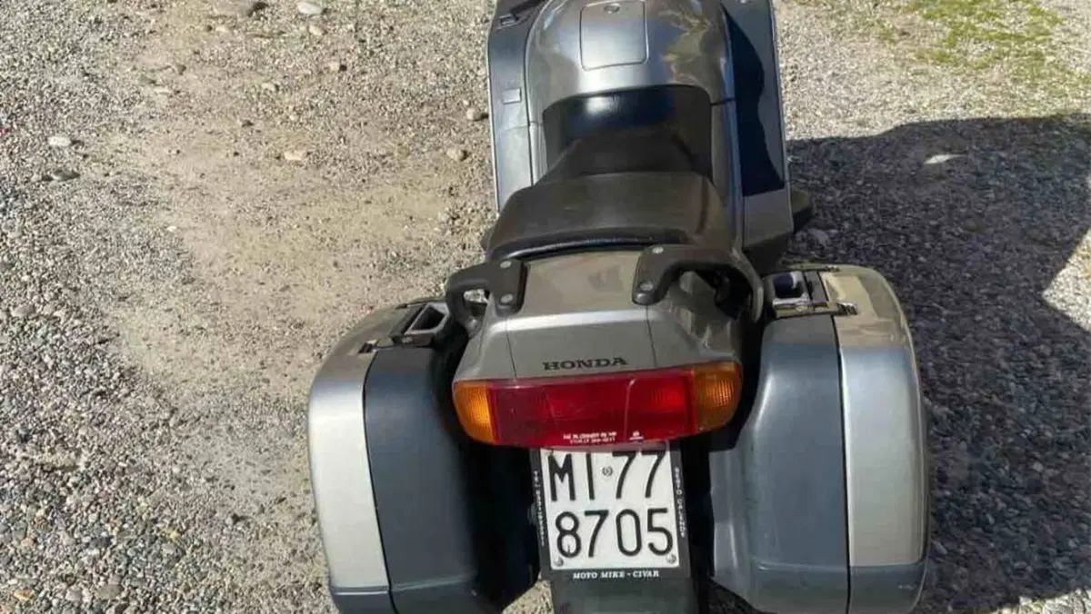 Honda   (4)