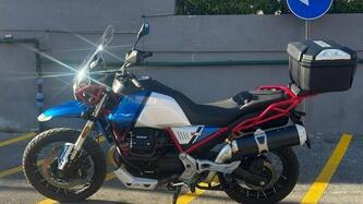 Moto Guzzi V85 TT Evocative Graphics (2021 - 23)