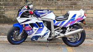 Suzuki GSX R 1100 (1991 - 92) 