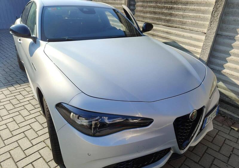 Alfa Romeo Giulia 2.0 Turbo 280 CV AT8 AWD Q4 Competizione