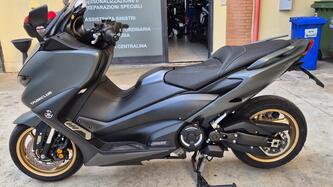 Yamaha T-Max 560 Tech Max (2021) usata