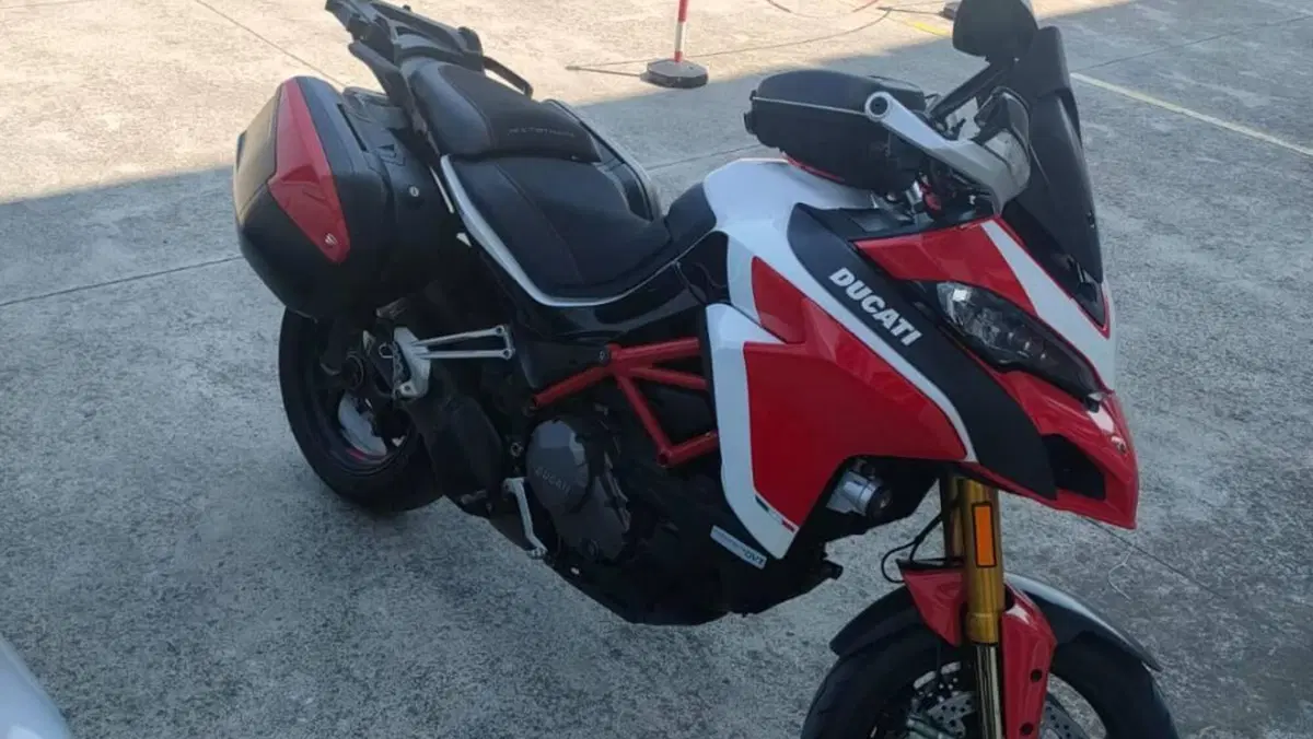 Ducati Multistrada 1260 Pikes Peak (2018 - 20)  (6)