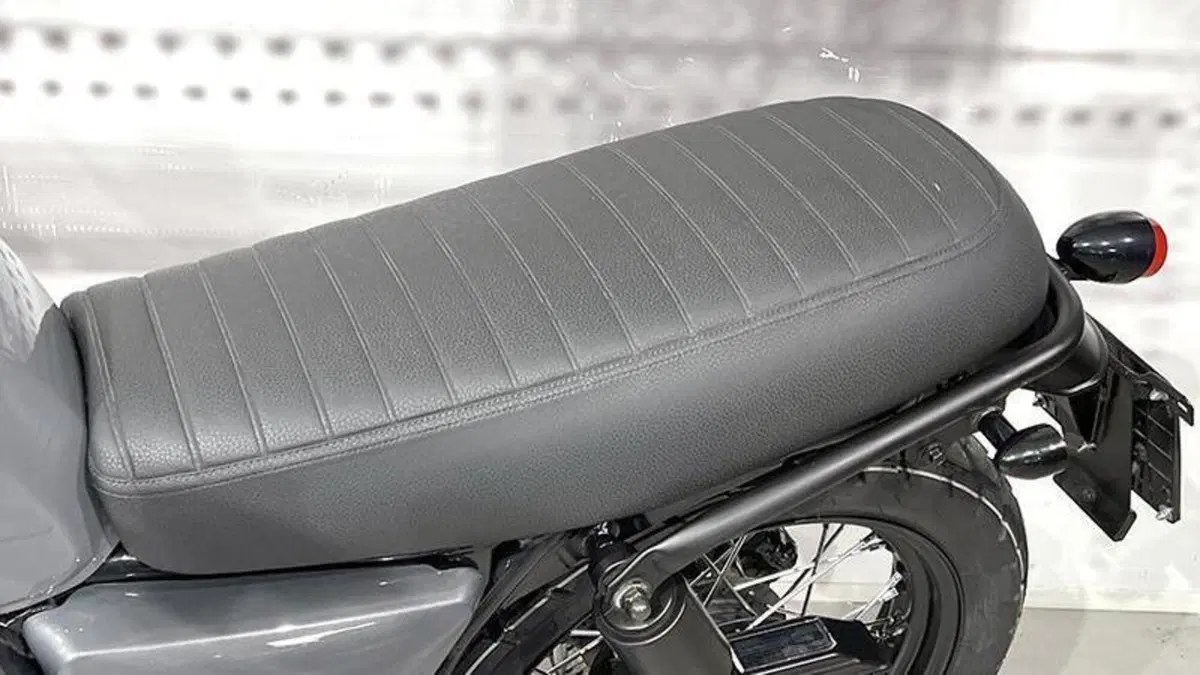 Brixton Motorcycles Cromwell 125 CBS (2021 - 26)  (4)