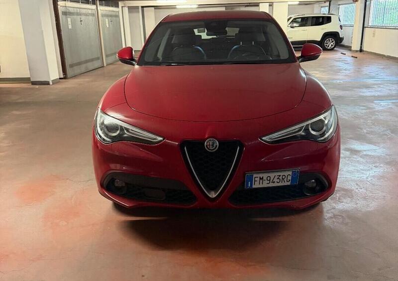 Alfa Romeo Stelvio Stelvio 2.2 Turbodiesel 180 CV AT8 RWD Business