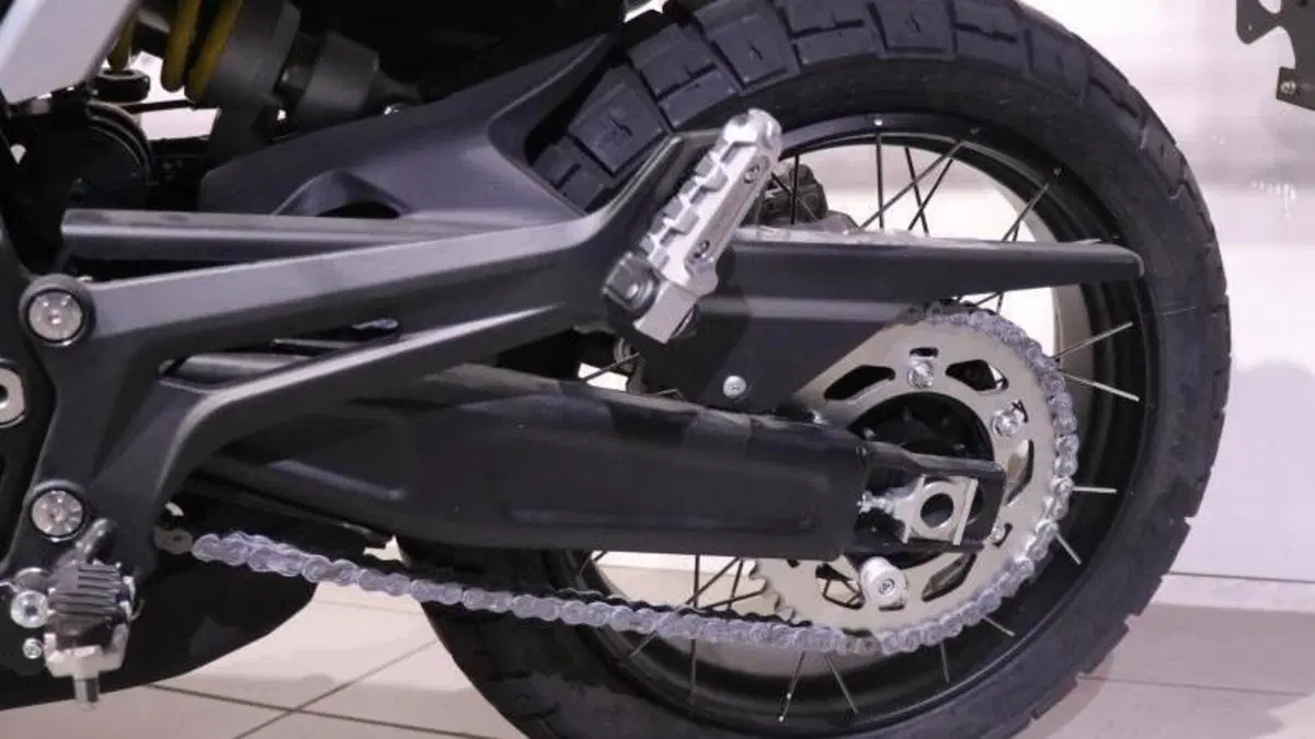 Benelli Leoncino 800 (2022 - 26)  (5)