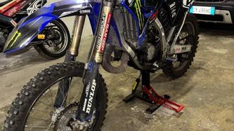 Yamaha YZ 125 (2015) usata