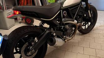 Ducati Scrambler 800 Icon Dark (2021 - 22)