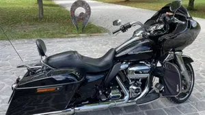 Harley-Davidson 107 Road Glide Special (2017 - 18) - FLTRXS 